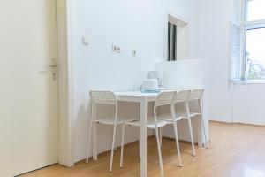 Zdjęcie z galerii obiektu Spacious 2BR Apt -Near Wiener Stadthalle BurggasseWiener Well Located w Wiedniu