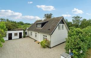 an image of a house with a garage at Awesome Home In Humble With Wifi in Humble +17 photos