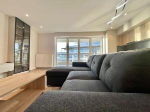 Φωτογραφία από το άλμπουμ του Apartment No 503 Lebada Lake Residence σε Pantelimon