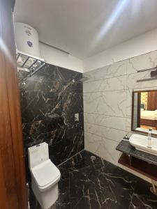 SS Farms Hotel & Resort的一间浴室