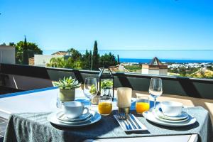 Zdjęcie z galerii obiektu Exclusivo apartamento en Los Flamingos Golf w mieście Estepona