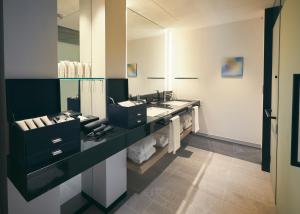 Kuchyň nebo kuchyňský kout v ubytování Hotel New Otani Osaka