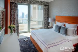 Fotografie z fotogalerie ubytování Dream Inn - Apartment with Private Terrace, 29 Boulevard Downtown v Dubaji
