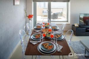 Fotografie z fotogalerie ubytování Dream Inn - Apartment with Private Terrace, 29 Boulevard Downtown v Dubaji