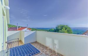 Gallery image of Four-Bedroom Holiday Home In Vinovo Gornje in Gornje Utore +23 photos