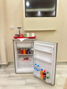 Cucina o angolo cottura di PYRAMIDS guest house