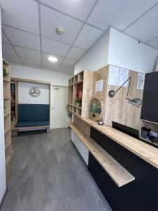 Kuchyň nebo kuchyňský kout v ubytování Hostel Petra Marina + 37 fotografií