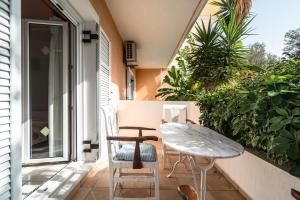 Foto dalla galleria di Helena Inn a Svoronáta