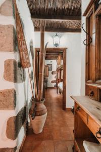 Fotografia z galérie ubytovania Rural Suite Santiago de Tunte v destinácii San Bartolomé