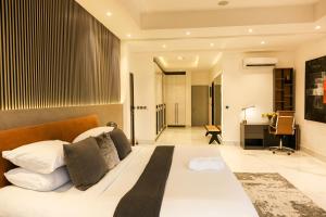 Posezení v ubytování George Residence Cooper Road, Ikoyi