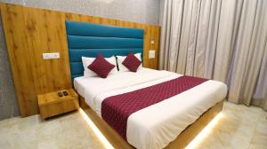 Postel nebo postele na pokoji v ubytování Hotel National - Grant Road