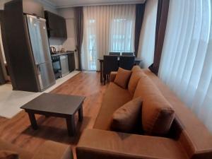 Kuchyň nebo kuchyňský kout v ubytování The U HOMES APART
