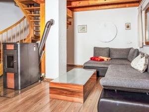 Χώρος καθιστικού στο Holiday Home Auer-1 by Interhome