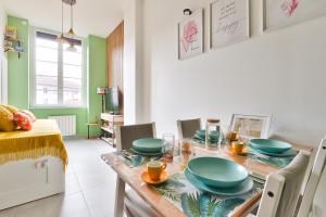 Et opholdsområde på Charmant appartement à Vaise + 4 billeder