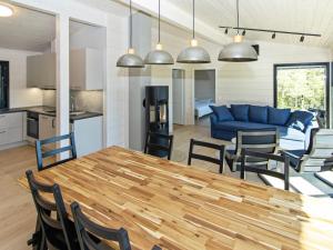 Photo de la galerie de l'établissement Holiday Home Sjöboda hill by Interhome, à Inkoo