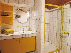 Koupelna v ubytování Apartment Zumoberhaus by Interhome
