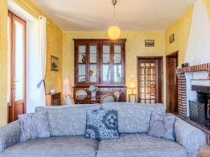 Χώρος καθιστικού στο Apartment Umberta by Interhome