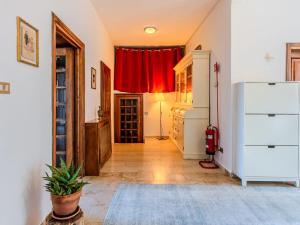 Φωτογραφία από το άλμπουμ του Apartment Umberta by Interhome σε Pianello Del Lario +29 φωτογραφίες