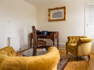 Posezení v ubytování Grant Arms Hotel