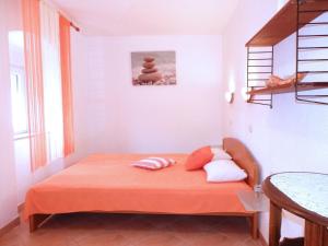 Postel nebo postele na pokoji v ubytování Apartments Sam + 21 fotografií