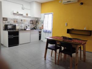 Η κουζίνα ή μικρή κουζίνα στο Casa Yowen