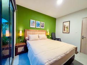 Postel nebo postele na pokoji v ubytování Locus Coliving