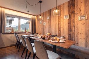 Fotografia z galérie ubytovania Alpen-Appartements Zürcher v destinácii Kappl