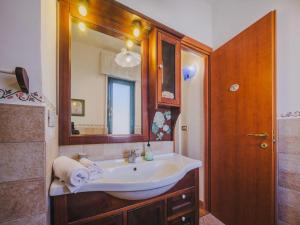 Koupelna v ubytování Holiday Home Casa Imma by Interhome