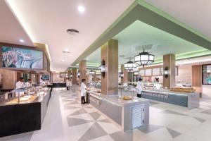 Εστιατόριο ή άλλο μέρος για φαγητό στο Hotel Riu Karamboa - Adults Only - All Inclusive