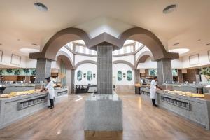 Εστιατόριο ή άλλο μέρος για φαγητό στο Hotel Riu Karamboa - Adults Only - All Inclusive