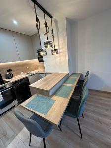 Kuchyňa alebo kuchynka v ubytovaní Hagy Apartments