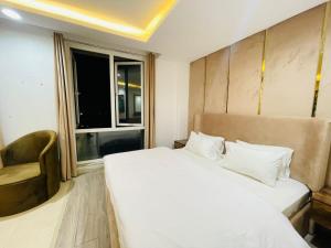 Gallery image of One Bed Apartment DHA LHR in Lahore