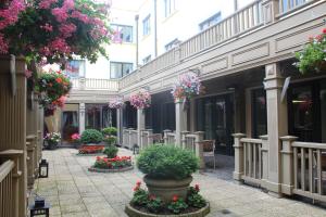 Budova, kde se hotel nachází