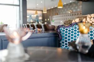 Posezení v ubytování Motel One München Sendlinger Tor