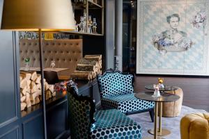 Posezení v ubytování Motel One München Sendlinger Tor