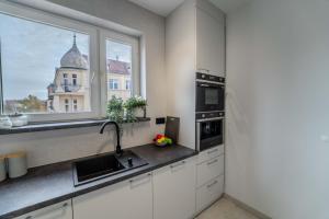 Fotografia z galérie ubytovania New Large Modern Apartment - City Center - 60m2 - Lift - Parking vo Vroclavi