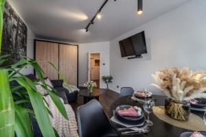 Fotografia z galérie ubytovania New Large Modern Apartment - City Center - 60m2 - Lift - Parking vo Vroclavi