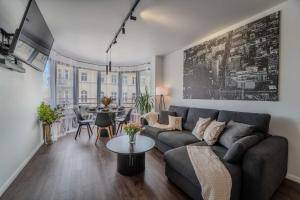 Fotografia z galérie ubytovania New Large Modern Apartment - City Center - 60m2 - Lift - Parking vo Vroclavi