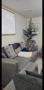 Χώρος καθιστικού στο Exquisite 4 Beds Near EWR NYC