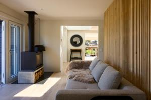 Posezení v ubytování Blackwood Luxury Hideaway