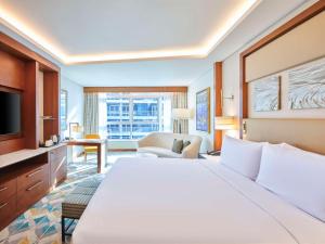 Hilton Cairo Nile Maadi客房内的一张或多张床位