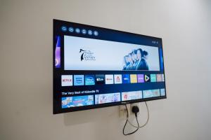 TV a/nebo společenská místnost v ubytování ND Hotel Melaka
