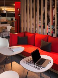 Posezení v ubytování ibis Hotel Würzburg City