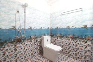 Koupelna v ubytování Flintstone Home + 30 fotografií