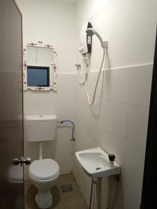 Ein Badezimmer in der Unterkunft Hotel Seri Intan Tampin