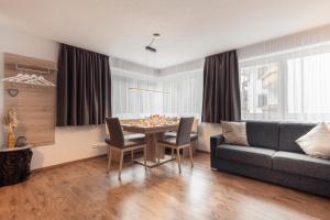 Posedenie v ubytovaní Alpen-Appartements Zürcher