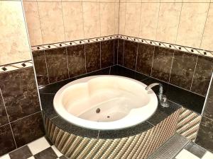 Kupaonica u objektu 富士Outlet温泉Hotel