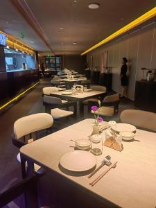Restaurace v ubytování Yun Qi Hotel