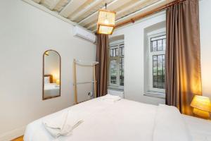 Fotografie z fotogalerie ubytování Maison Chic - Newly Renovated 3Br in City Center v destinaci Istanbul + 29 fotografií