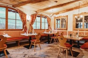 Restaurace v ubytování Hotel Lammwirt